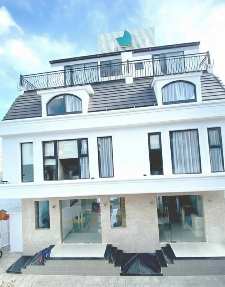 Khách sạn Đường Trần Phú Đà Lạt 82m² giá 7.6 tỷ - Đầu tư sinh lời ngay!