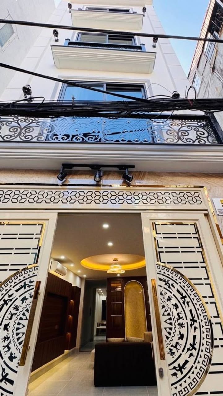 Nhà phố Đông Ngạc, Bắc Từ Liêm 48m² giá 7 tỷ - Ô tô đỗ cửa, thiết kế chắc chắn!