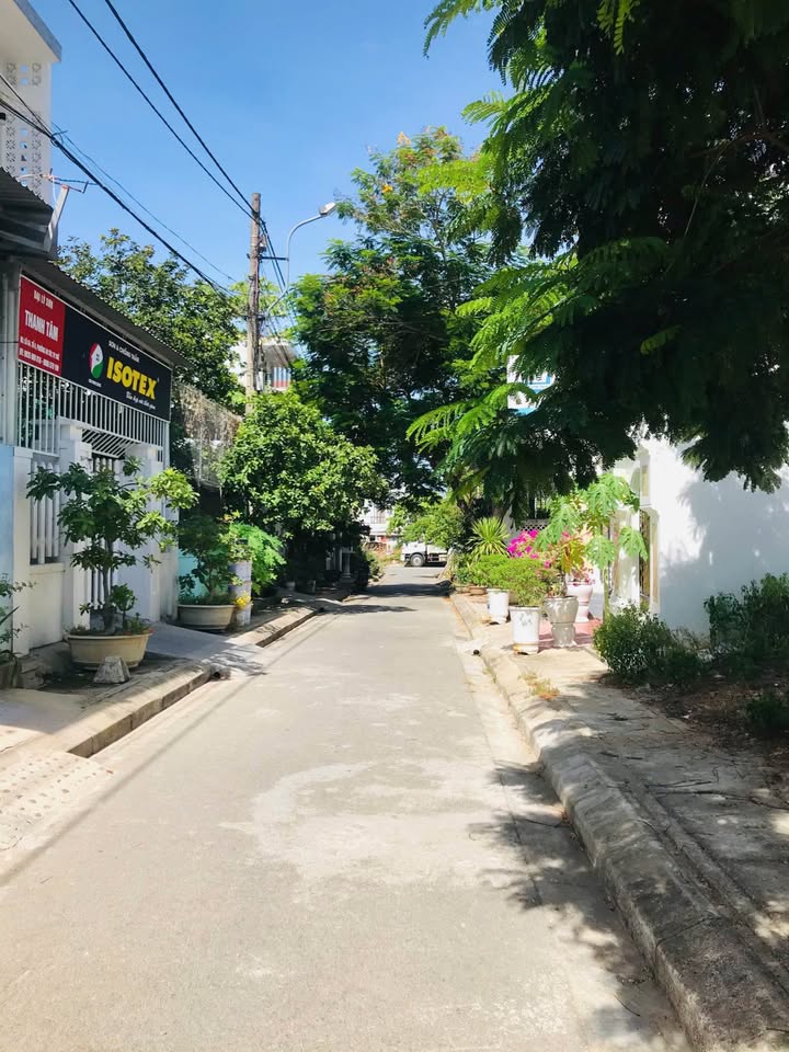 Bán đất mặt tiền KQH Xóm Hành 140m² giá 2.8 tỷ - Vị trí đắc địa tại An Cựu