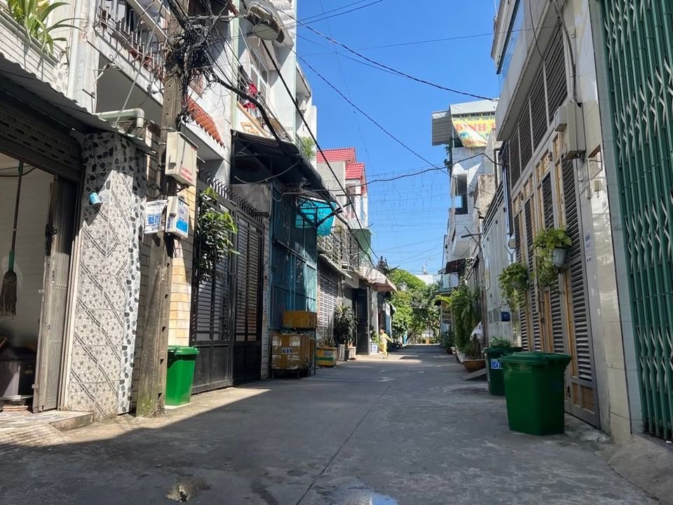 Nhà đẹp 3 tầng Tân Thới Hiệp 48m² giá 5.45 tỷ - Tiềm năng đầu tư cao!