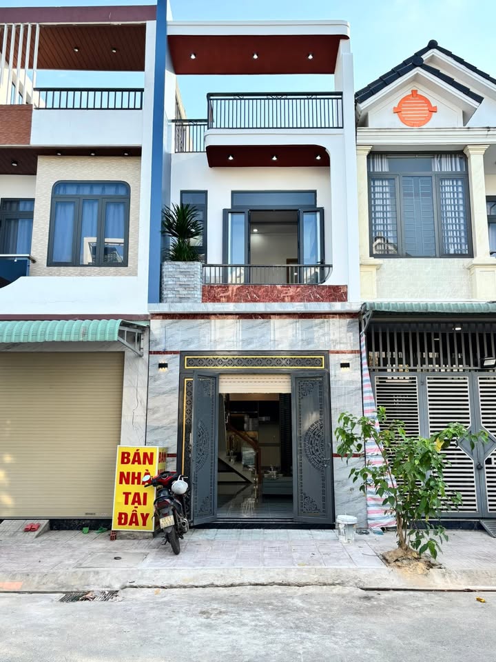 Nhà phố An Phú Tân Uyên 60m² giá 3.75 tỷ - Full nội thất cao cấp, vị trí đắc địa!