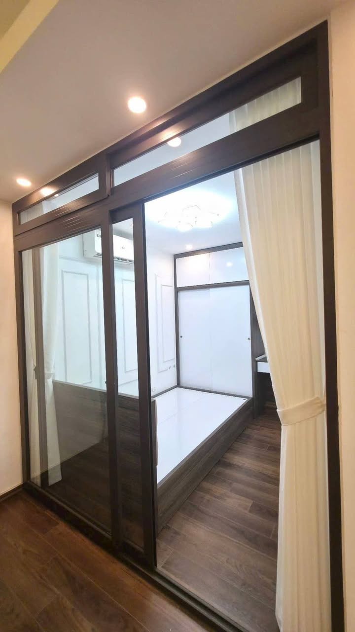 Nhà phân lô Xuân La 60m² giá thỏa thuận - Đầu tư sinh lời cao!
