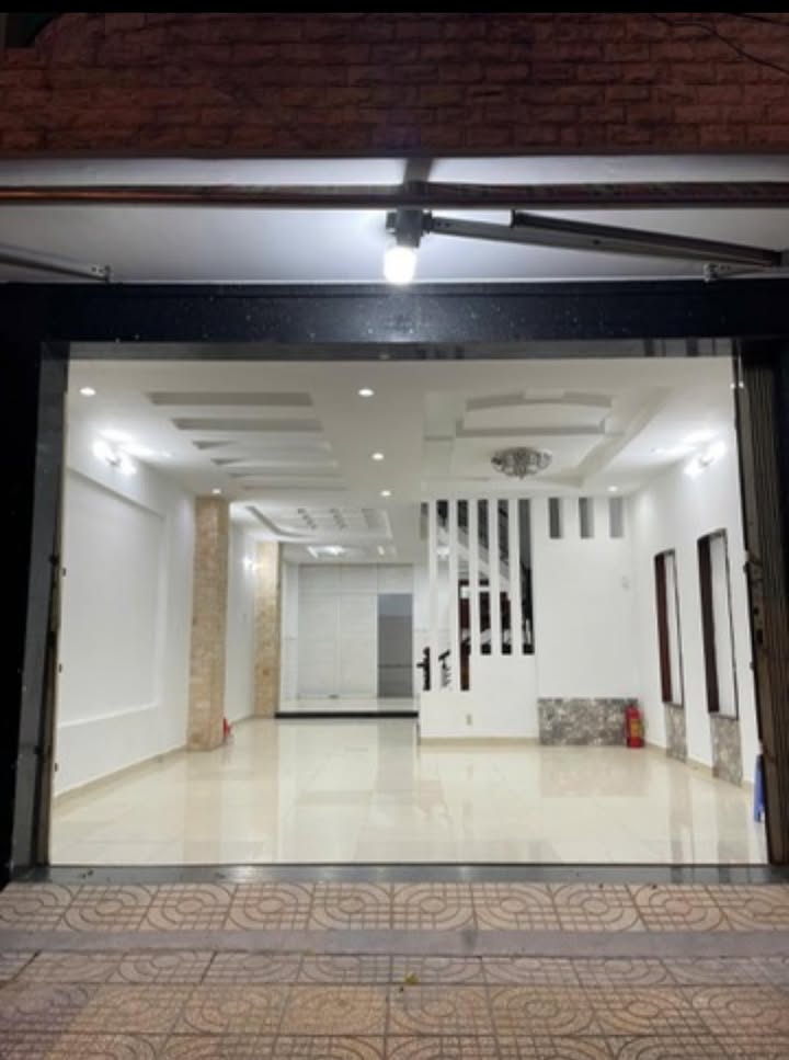 Nhà mặt tiền cho thuê tại quận Bình Tân 96m² giá 25 triệu - Địa điểm lý tưởng cho kinh doanh!