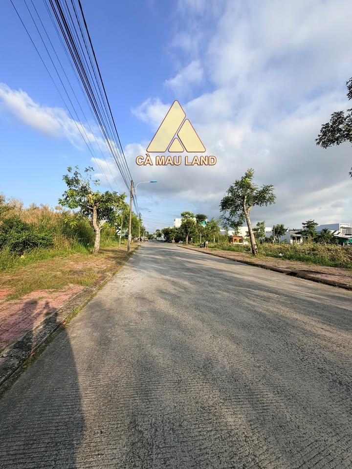 Đất mặt tiền đường Tố Hữu, An Xuyên, Cà Mau 100m² - Đầu tư sinh lời ngay!