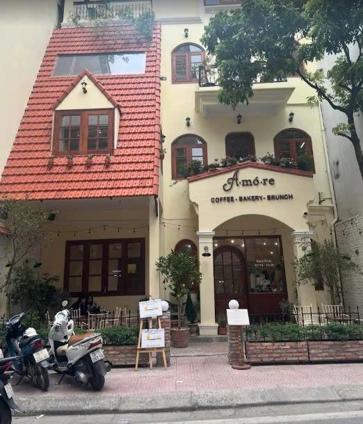 Nhà mặt tiền Nguyễn Đình Hoàn, Cầu Giấy 125m² giá 52 triệu - Kinh doanh đa ngành nghề