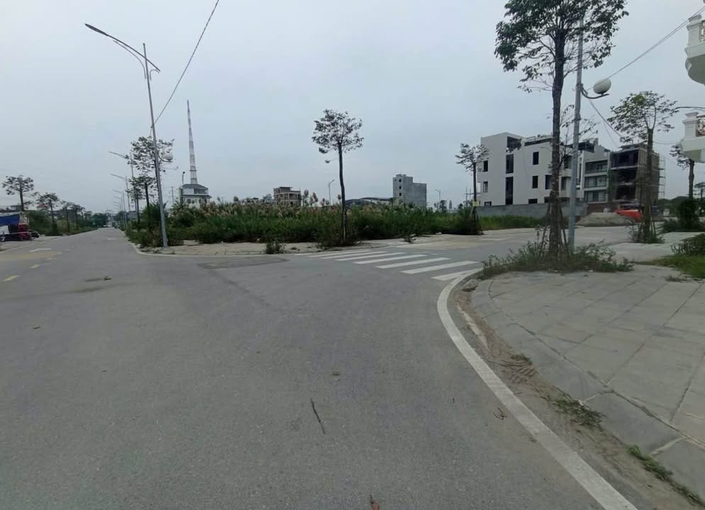 Đất nền lô góc khu đô thị Nguyễn Công Trứ 105m² - Sổ đỏ chính chủ, giá tốt thương lượng!