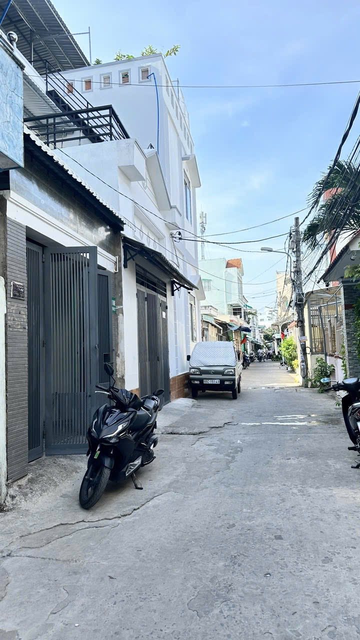 Nhà cho thuê hẻm 182 Trần Hưng Đạo, Cần Thơ 94m² giá 7 triệu - Sẵn sàng vào ở!