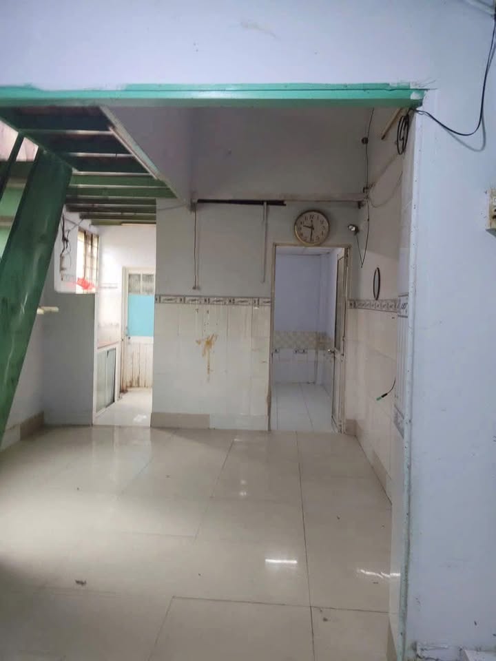 Nhà nguyên căn cho thuê Hẻm 79 Phú Định, Quận 8 - Giá chỉ 3.5 triệu/tháng!