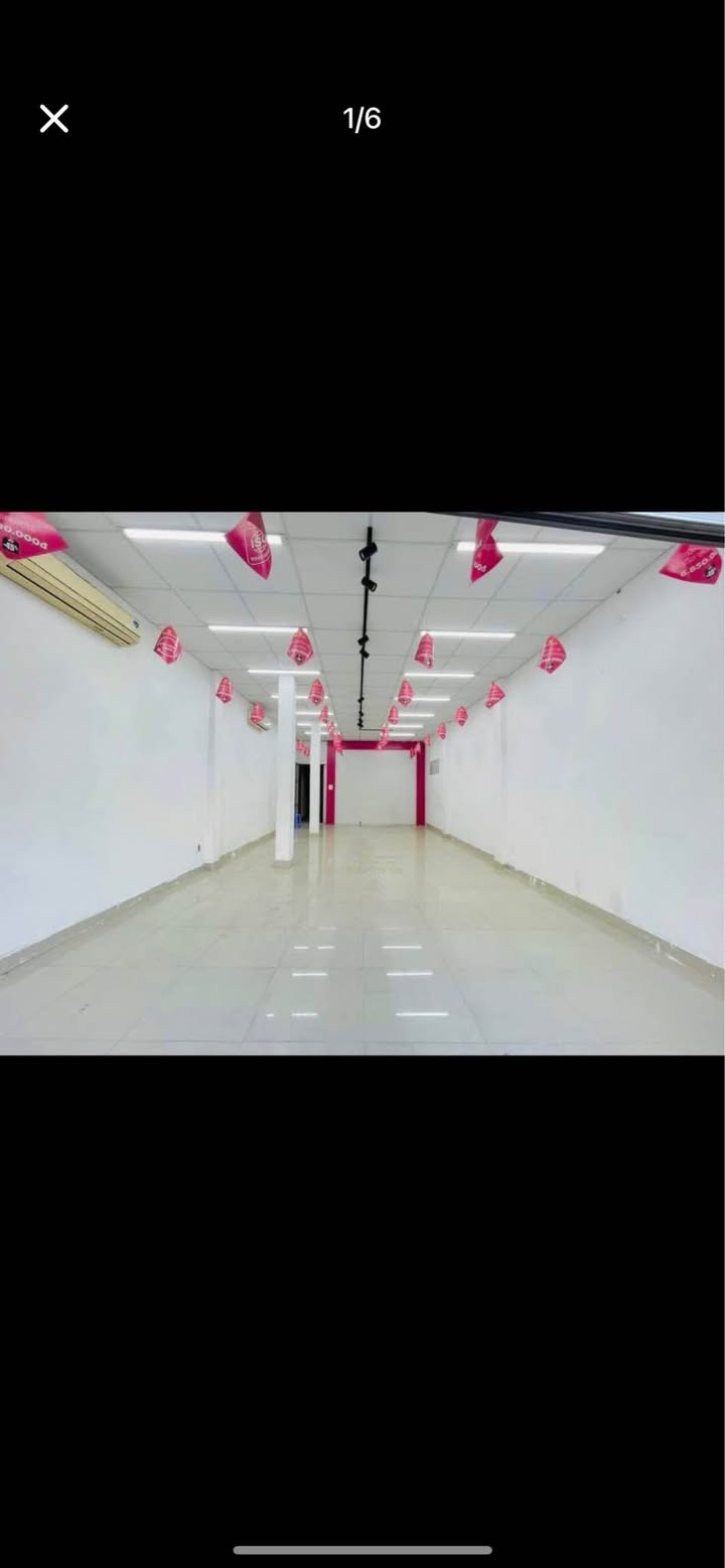 Nhà 3 tầng mặt tiền Nguyễn Tri Phương, quận Hải Châu, 150m² giá chỉ 22 triệu - Phù hợp kinh doanh đa dạng!