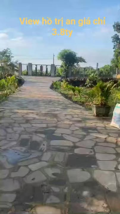 Đất nghỉ dưỡng Vĩnh An 900m² giá 3.8 tỷ - View hồ tuyệt đẹp!