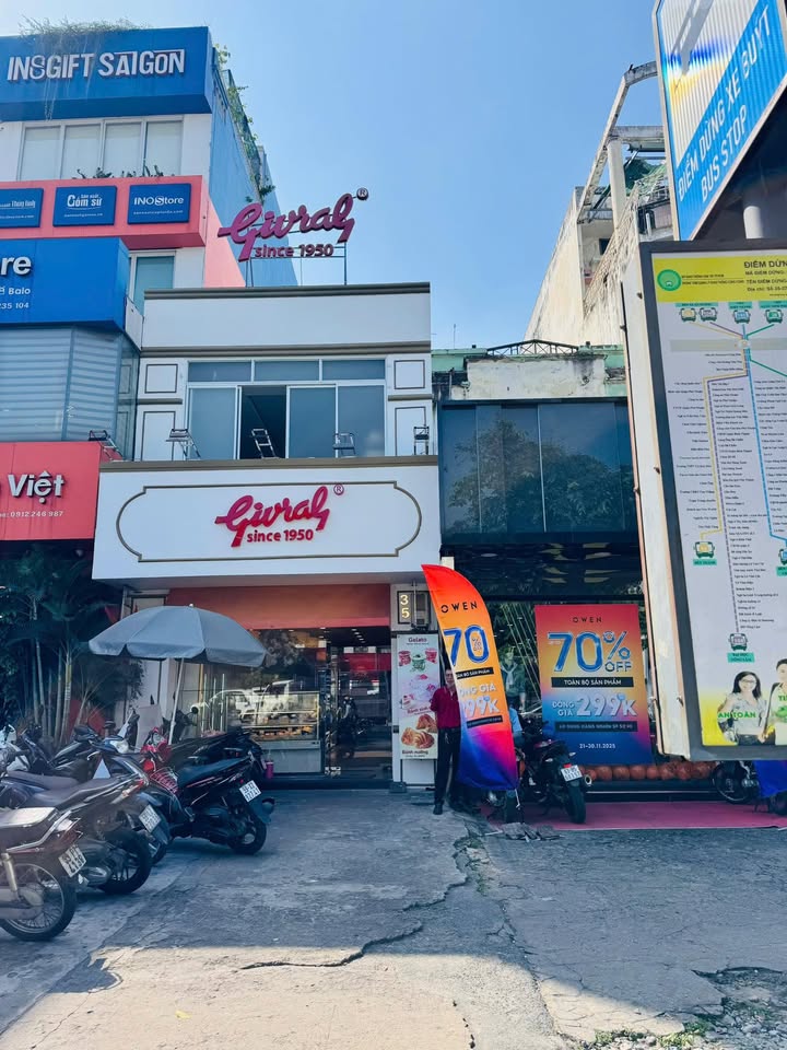 Nhà phố mặt tiền Cộng Hòa, Tân Bình 90m² giá 43 tỷ - Đầu tư sinh lời ngay!