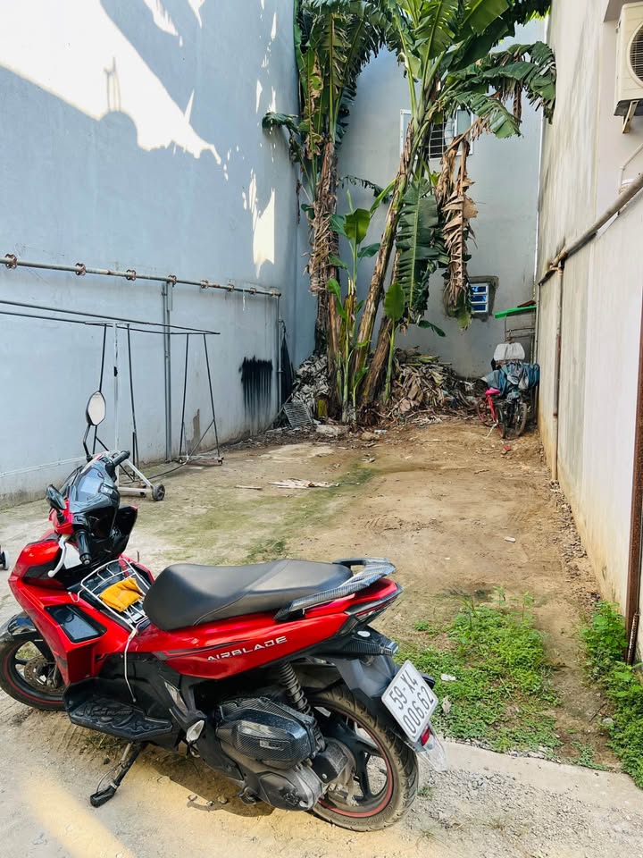 Đất nền 50m² Phú Hữu giá 3.25 tỷ - Hẻm xe hơi thuận tiện, xây dựng ngay!