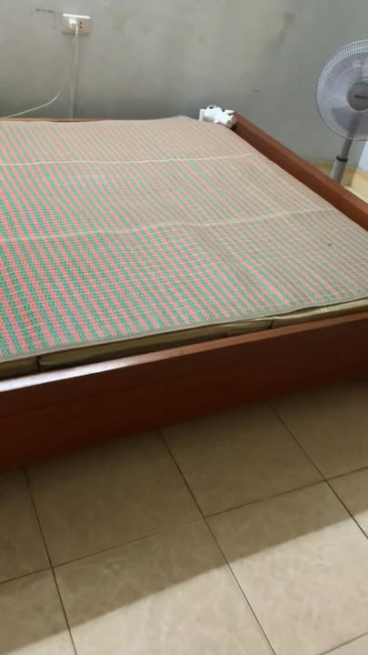 Nhà nhỏ cho thuê tại phố Thanh Hà, Hoàn Kiếm 28m² giá 8 triệu - Chính chủ, vào ở ngay!