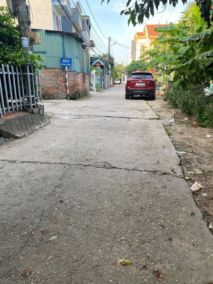 Đất chính chủ Nông Trang Việt Trì 300m² giá 7.5 tỷ - Đầu tư sinh lời ngay!