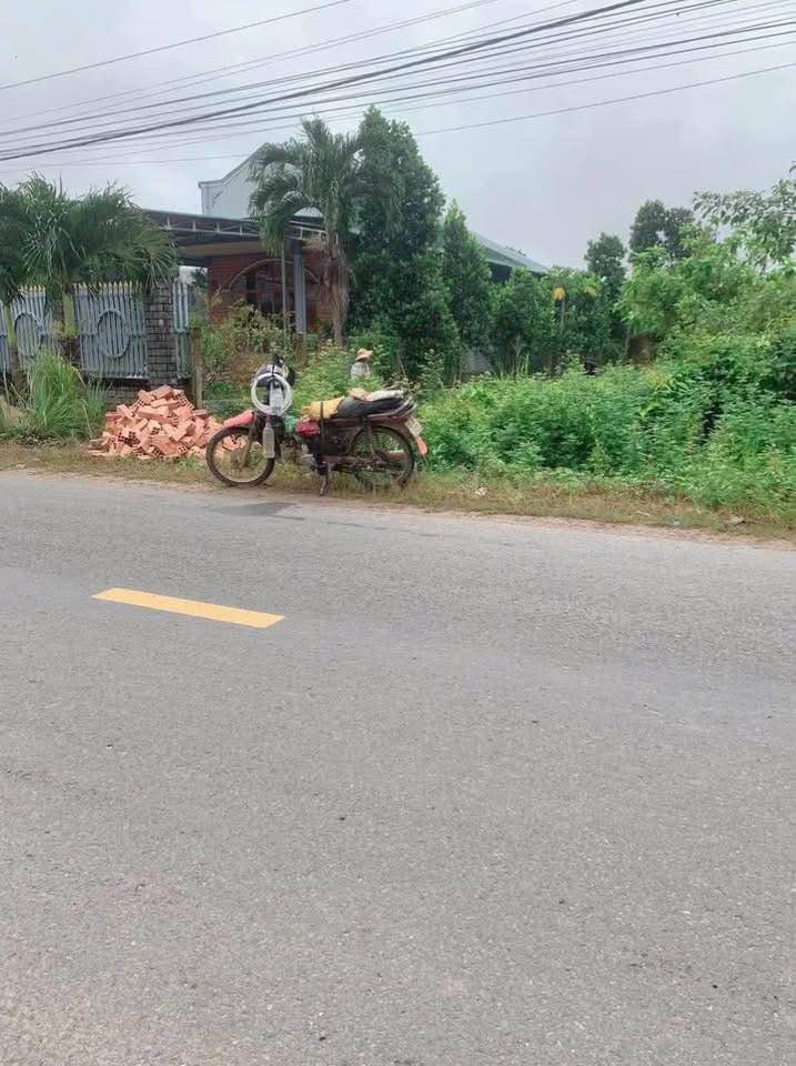 Lô đất mặt tiền 30/4, Phú Bình, Tân Phú 204m² giá 6.48 tỷ - Cơ hội đầu tư hấp dẫn!