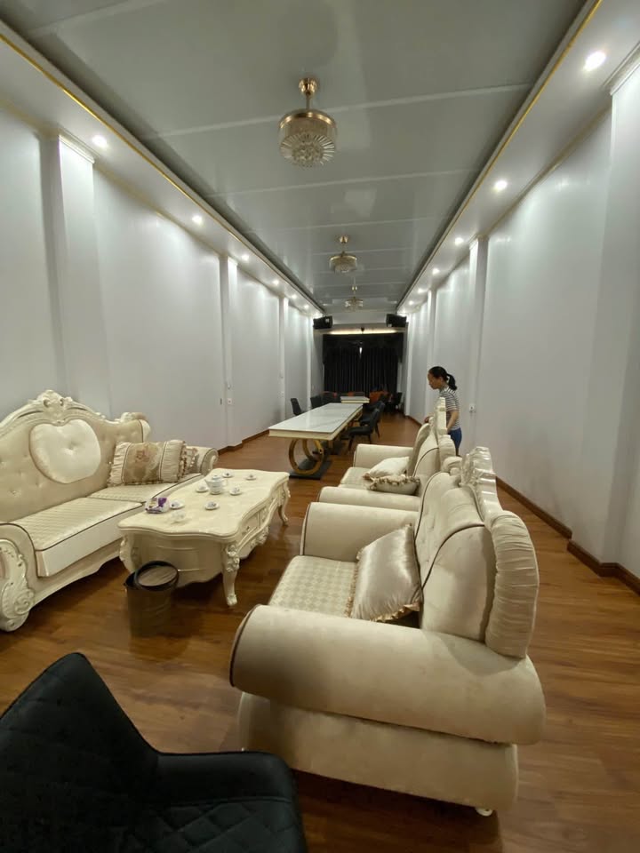 Nhà cho thuê mặt đường Trường Chinh, Kiến An 500m² - Phù hợp làm văn phòng và ở ngay!