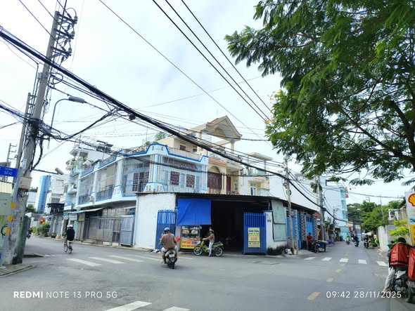 Nhà mặt tiền 42, phường Bình Trưng Đông, 118m² giá 9.9 tỷ - Đầu tư sinh lời cao!