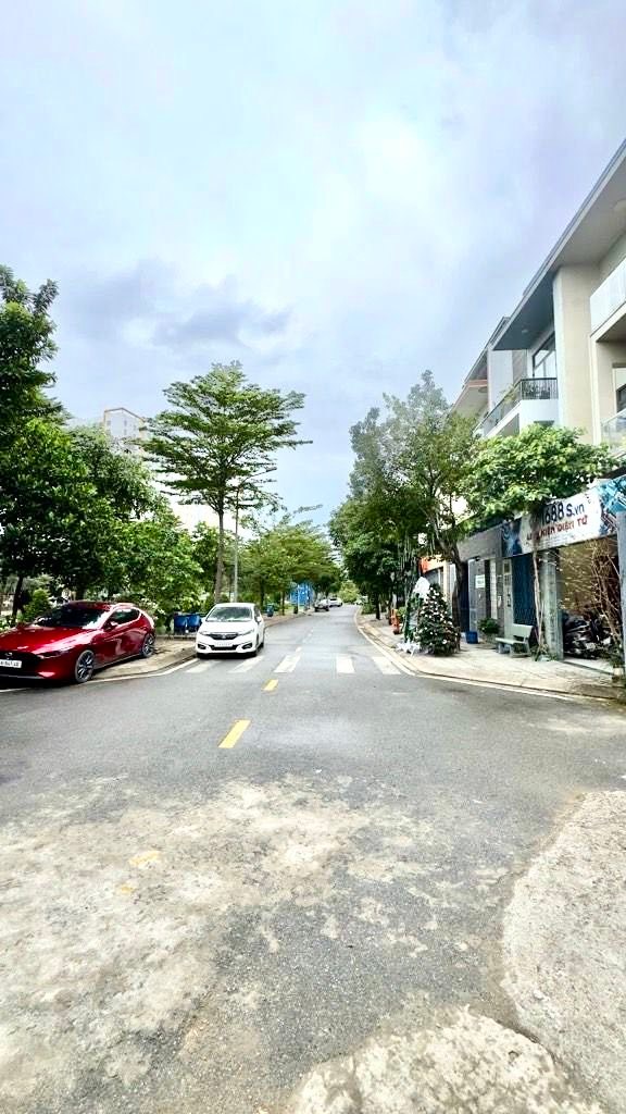 Nhà mặt tiền đường Số, Tam Bình, Thủ Đức 170m² giá 12.4 tỷ - Đầu tư sinh lời!