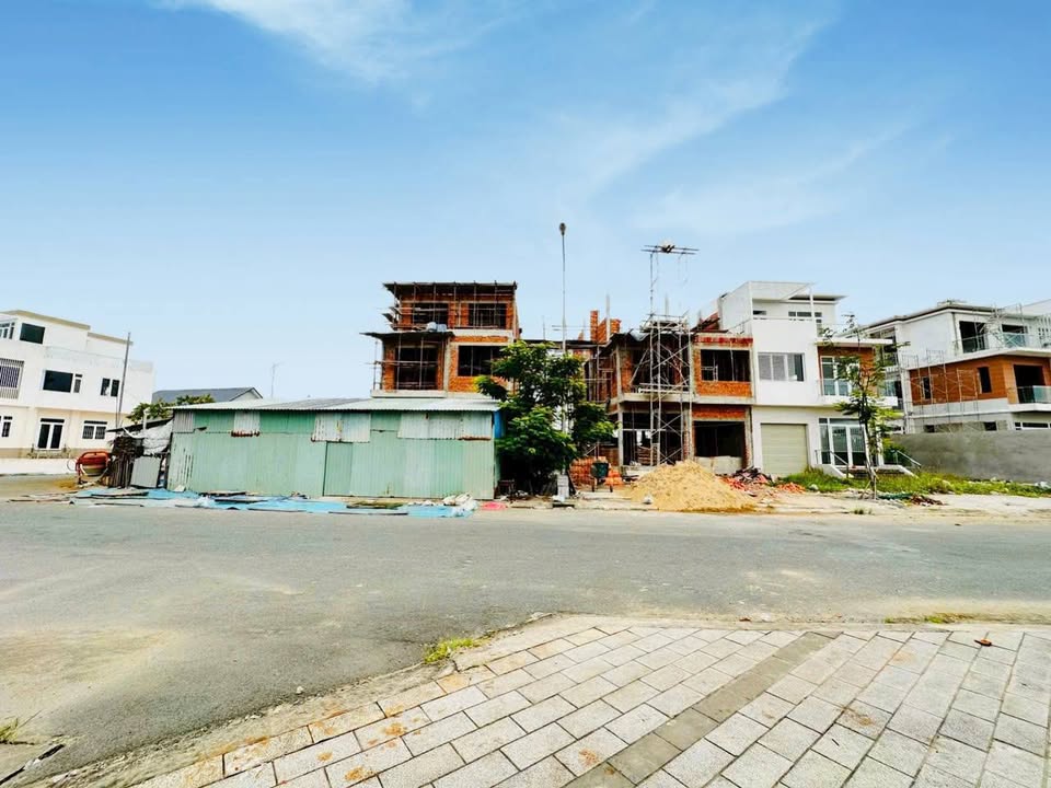 Townhouse Vĩnh Thanh Rạch Giá 499m² giá 10 tỷ - View biển tuyệt đẹp!