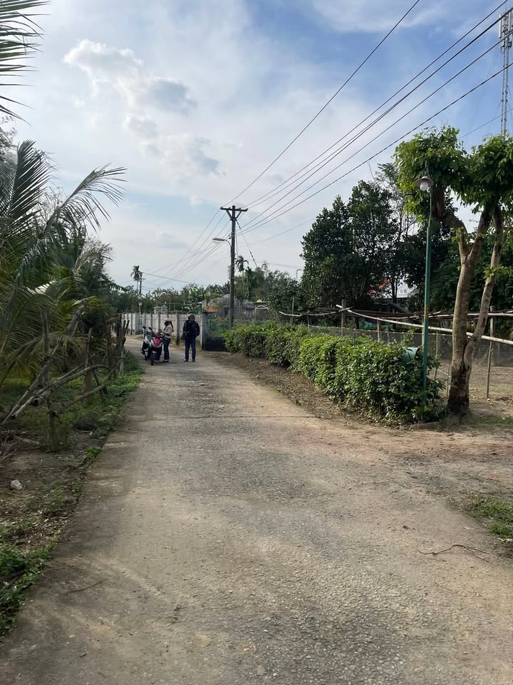 Đất thổ cư Hòa Tiến 1000m² chỉ 4 tỷ - Cơ hội đầu tư sinh lời vượt trội!