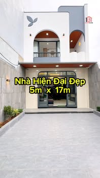 Nhà 2 tầng mặt tiền đường Hòa Phú 85m² giá thương lượng - Hiện đại và tiện nghi!