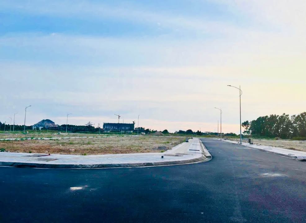 Đất nền Phú Mỹ Quận 7 110m² giá chỉ 2xxx tỷ - Vị trí mặt tiền đắc địa!