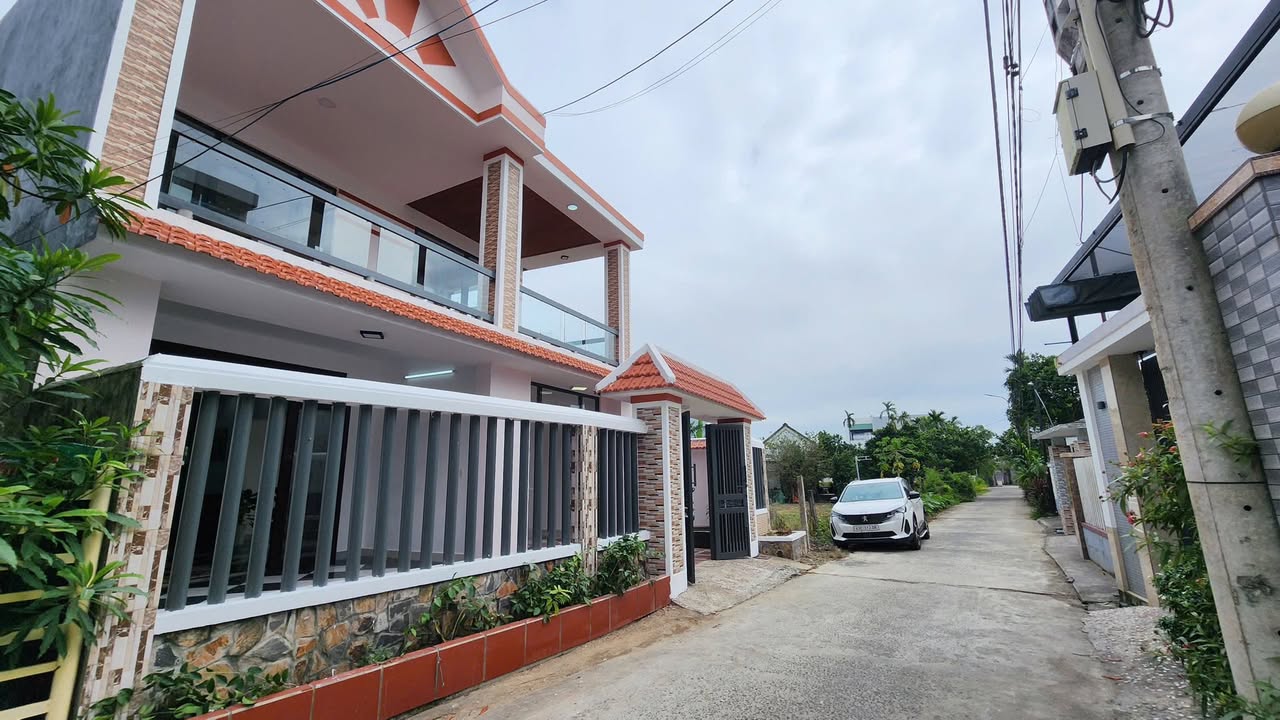 Biệt thự chính chủ Đà Nẵng 220m² giá 3.5 tỷ - Bán gấp, vào ở ngay!