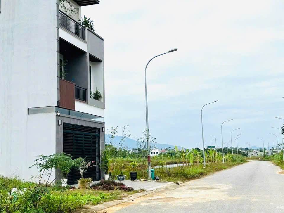 Đất nền thổ cư Lưỡng Vượng Tuyên Quang 90m² chỉ 1 tỷ - Sổ hồng chính chủ, pháp lý rõ ràng!