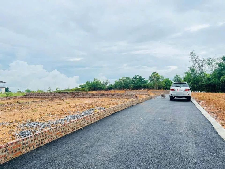 Đất nền Nhuận Trạch, Lương Sơn 74m² giá chỉ 899 triệu - Sổ đỏ chính chủ ngay!