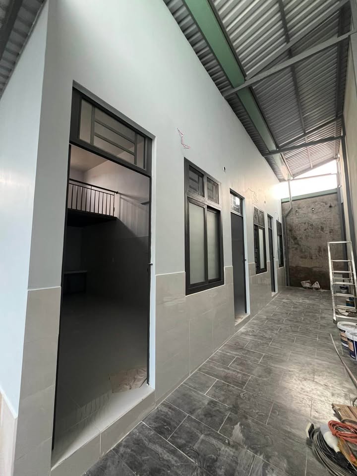 Phòng trọ mới cho thuê tại Bình Trưng Đông, Thủ Đức - Rộng rãi, an ninh chỉ 3.8 triệu/tháng!