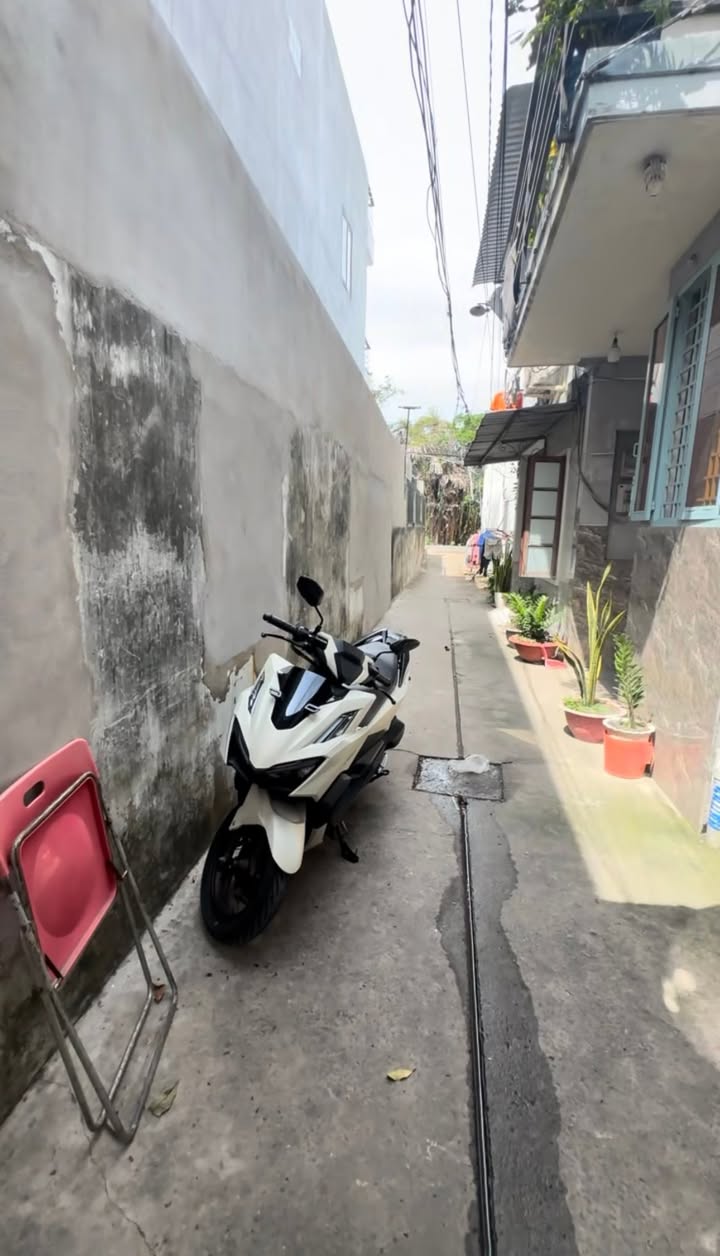 Nhà trệt+gác Ấp 7, xã Lê Minh Xuân, Bình Chánh 24m² giá 1.6 tỷ - Sổ hồng riêng, không lộ giới!