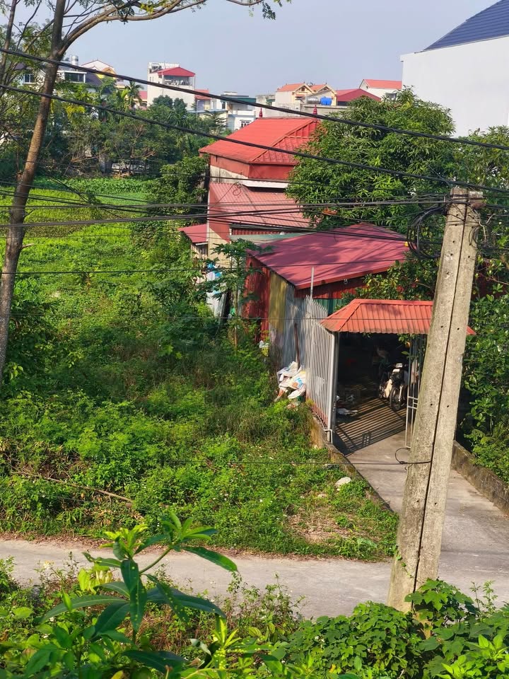 Đất Tổ 2 Phường Kim Bảng 90m² giá 1.9 tỷ - Gần trường học và chợ!