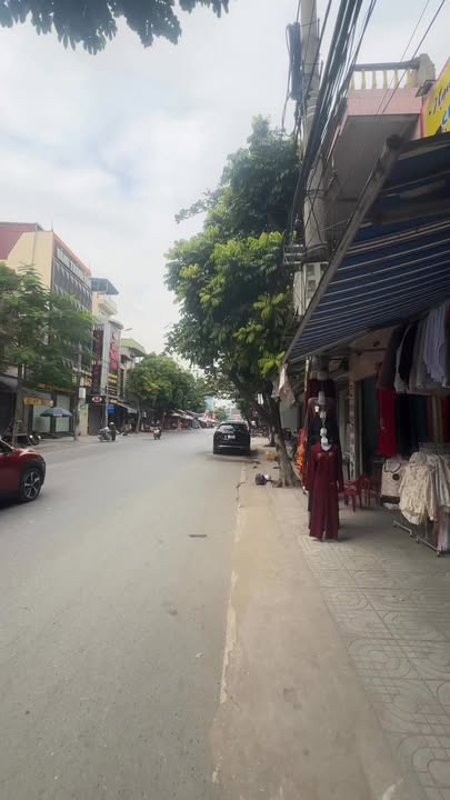 Dãy nhà tại 57 Nguyễn Lương Bằng, Đống Đa, 40m² - Tiện ích đầy đủ, giá thỏa thuận!