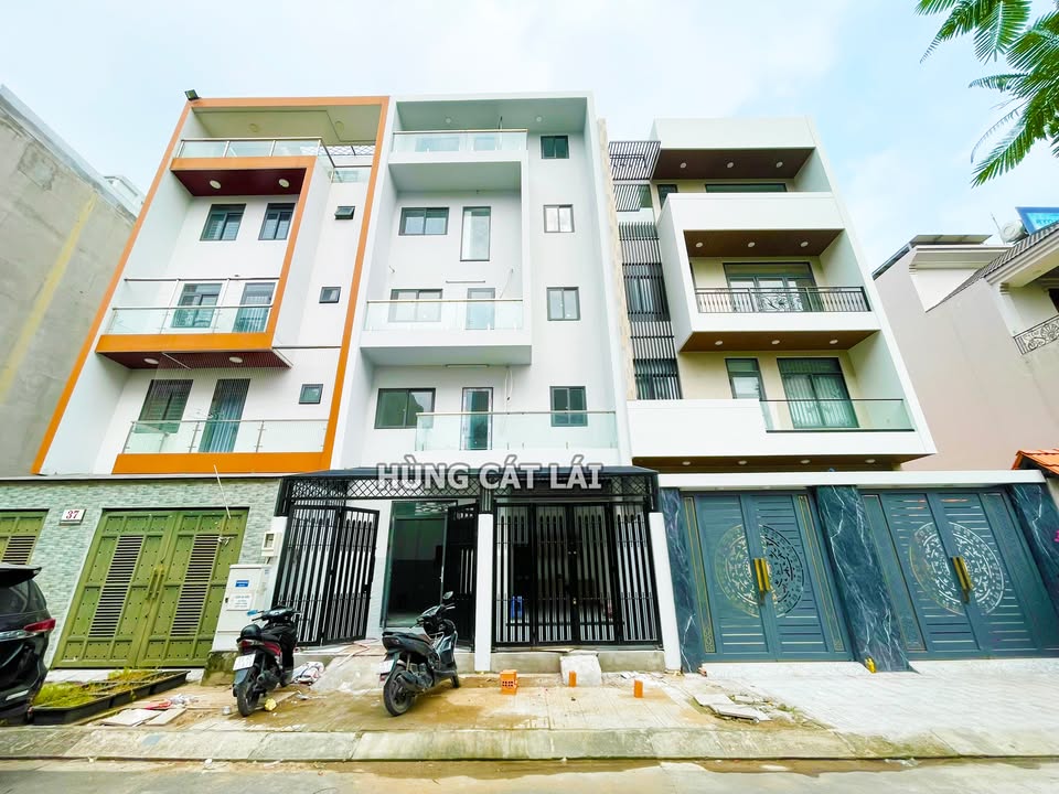 Nhà phố Cát Lái 119m² giá 13.5 tỷ - Đầu tư sinh lời ngay lập tức!