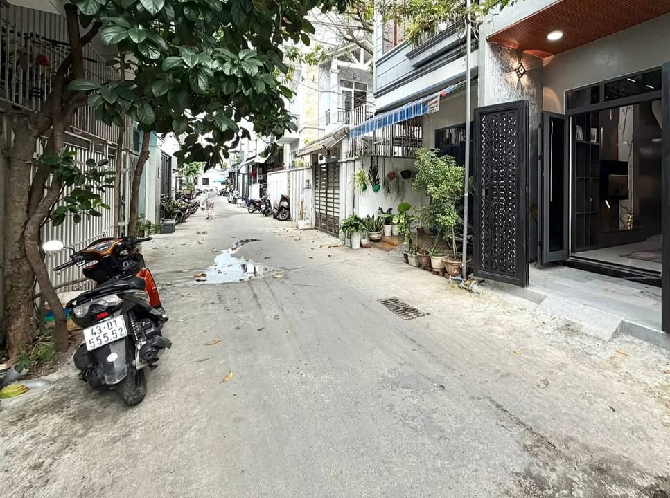 Nhà riêng Cầu Diễn 52m² giá 12 tỷ - Nhà đẹp, sẵn sàng vào ở ngay!