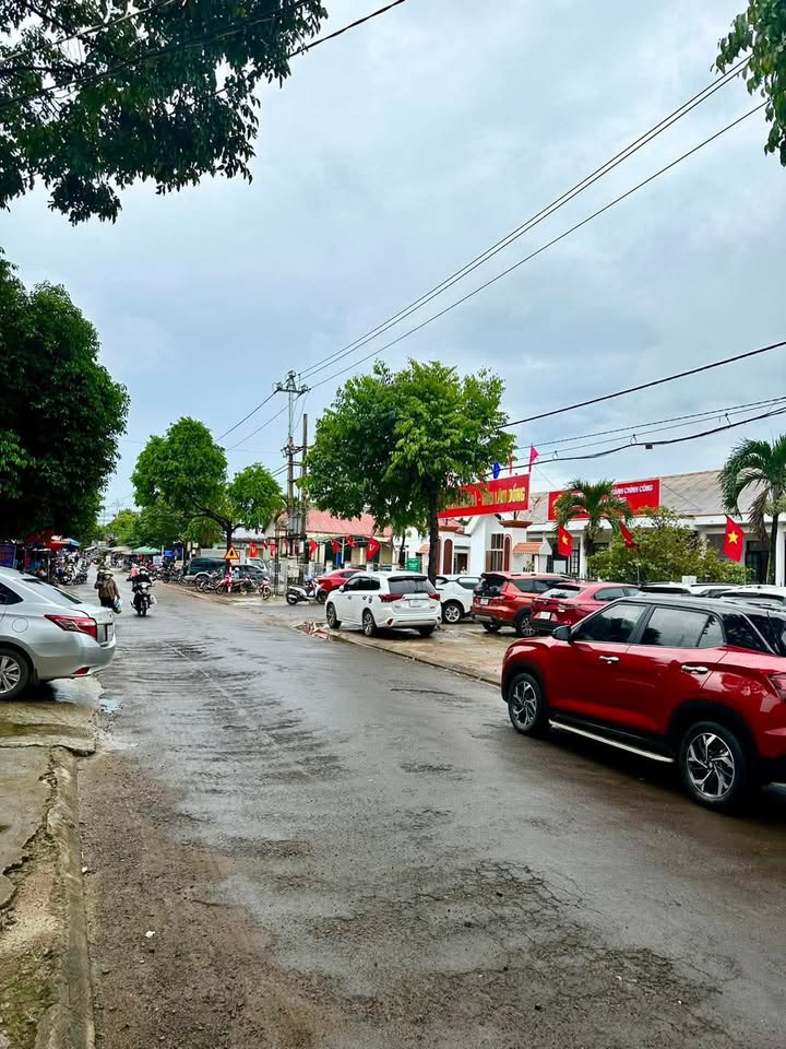 Đất nền Nam Đà 350m² giá 750 triệu - Thế đất đẹp, giao thông thuận lợi!