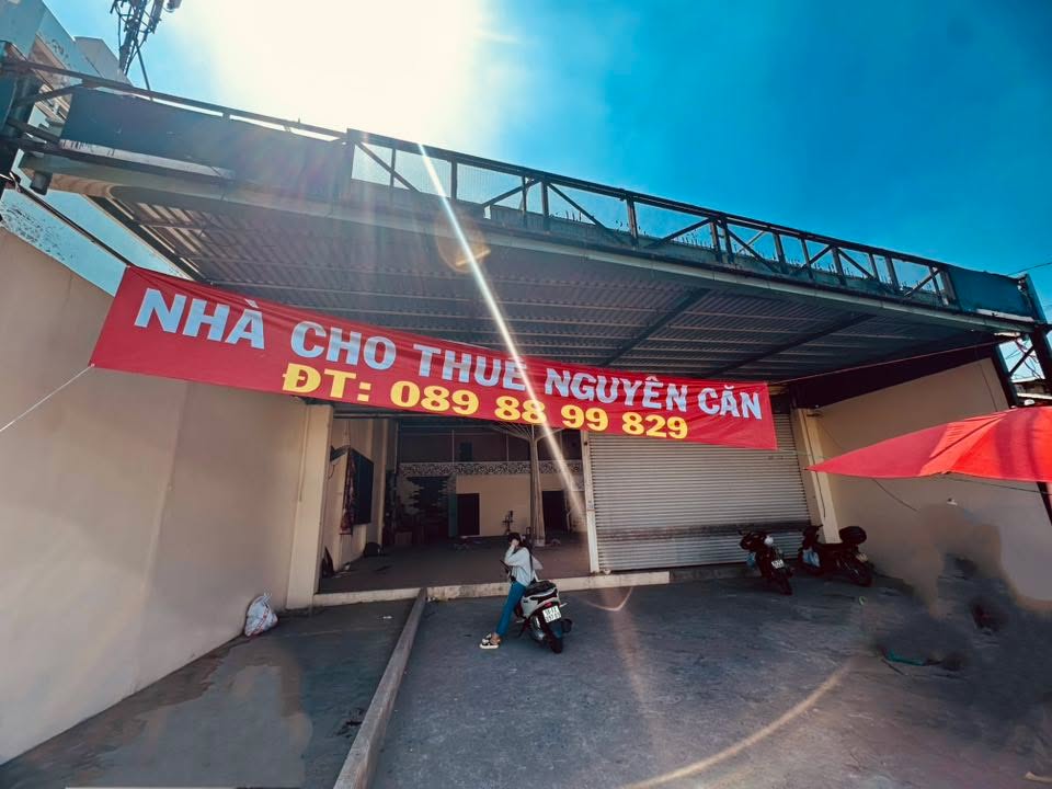 Nhà mặt tiền đường Chiến Lược, Bình Tân 175m² - Vị trí đắc địa cho mọi mô hình kinh doanh!