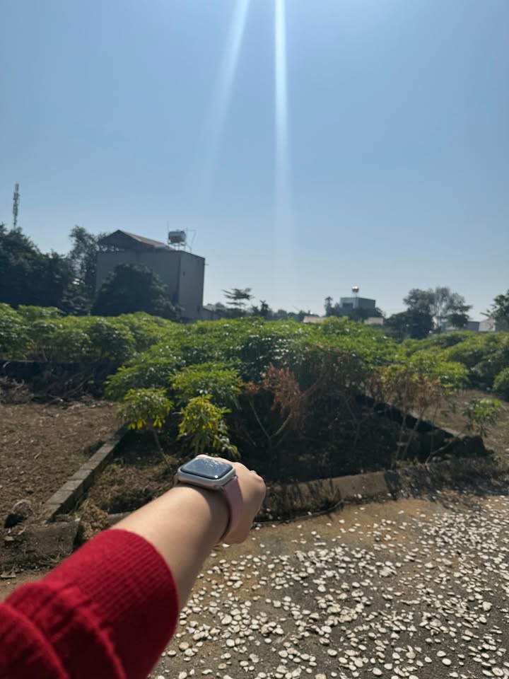 Đất nền Thạch Thất 100m² giá 2 tỷ - Mặt tiền thoáng, giao thông thuận lợi!