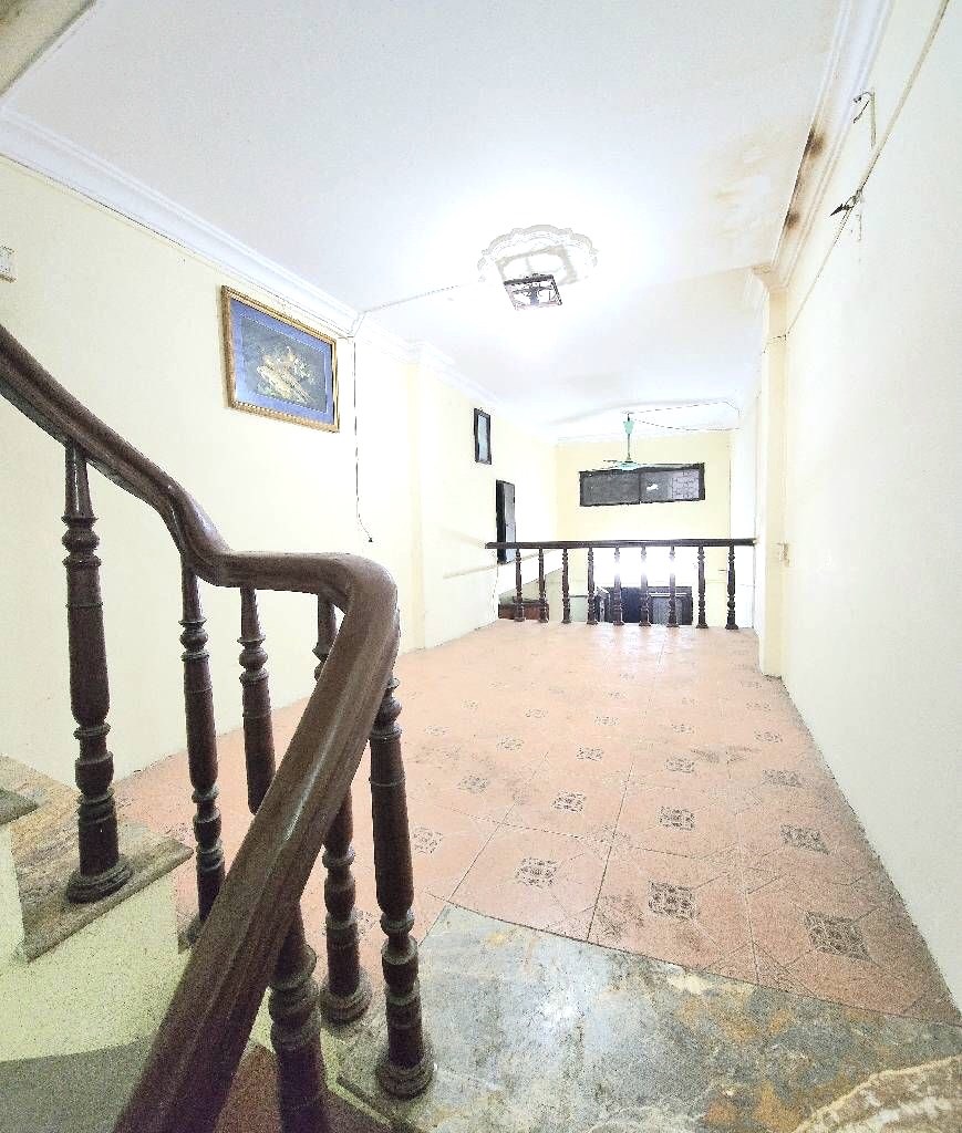 Nhà riêng Bạch Mai, Quận Hai Bà Trưng 27m² giá 5 tỷ - Bán gấp lô góc, mặt tiền rộng!