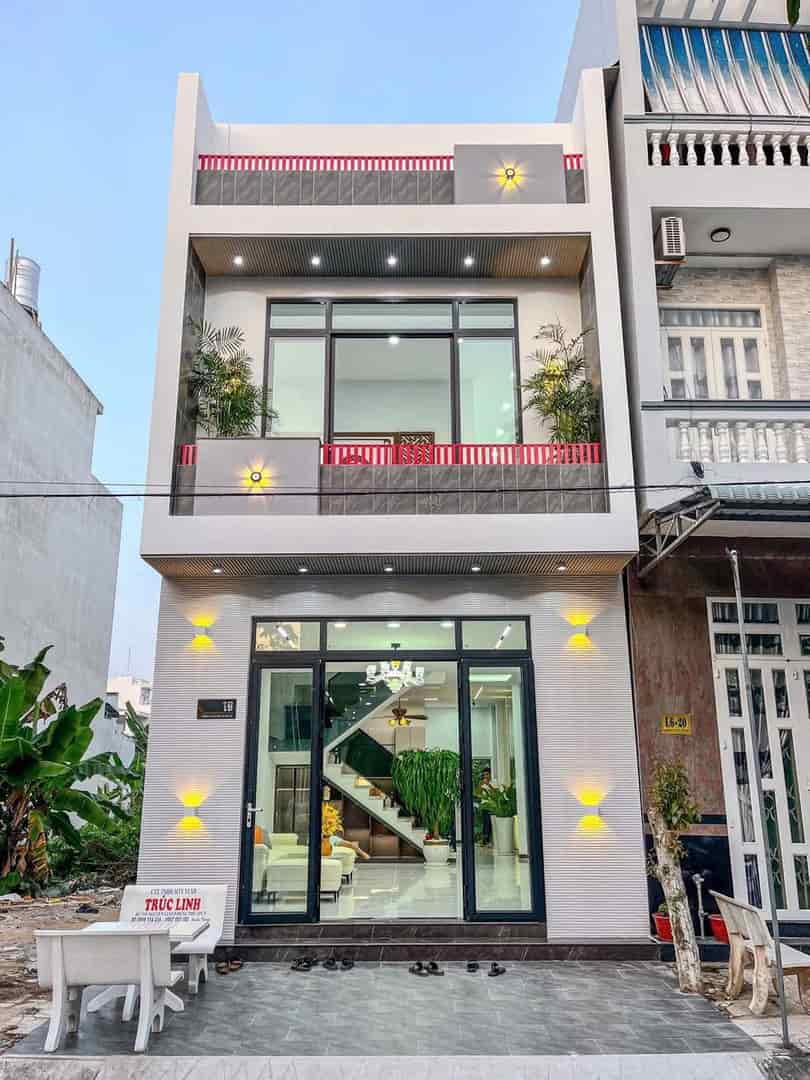 Nhà Phố Mới Xây Tại Lê Chí Dân - Thủ Dầu Một - 125m² Giá 2.5 Tỷ, Sẵn Sàng Vào Ở!