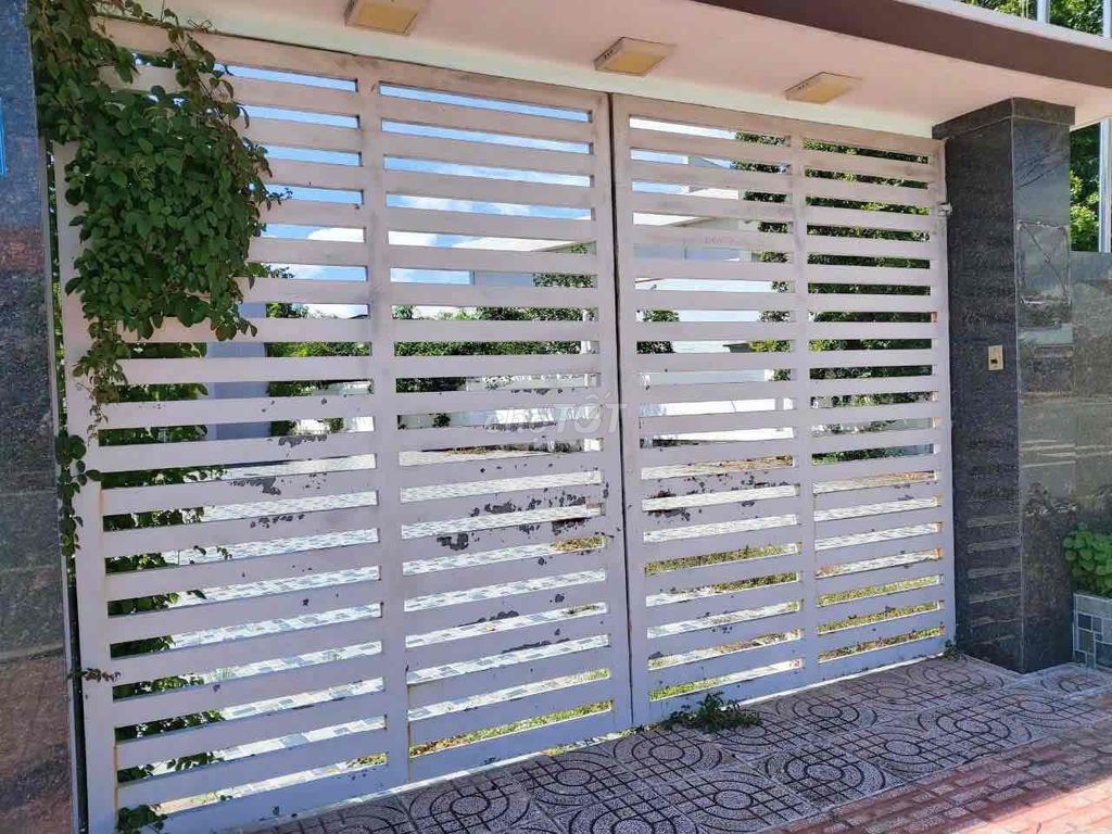 Đất nền mặt tiền Quốc Lộ 1A, Tân An, 2300m² giá 23.5 tỷ - Vị trí đắc địa, đầu tư sinh lời!