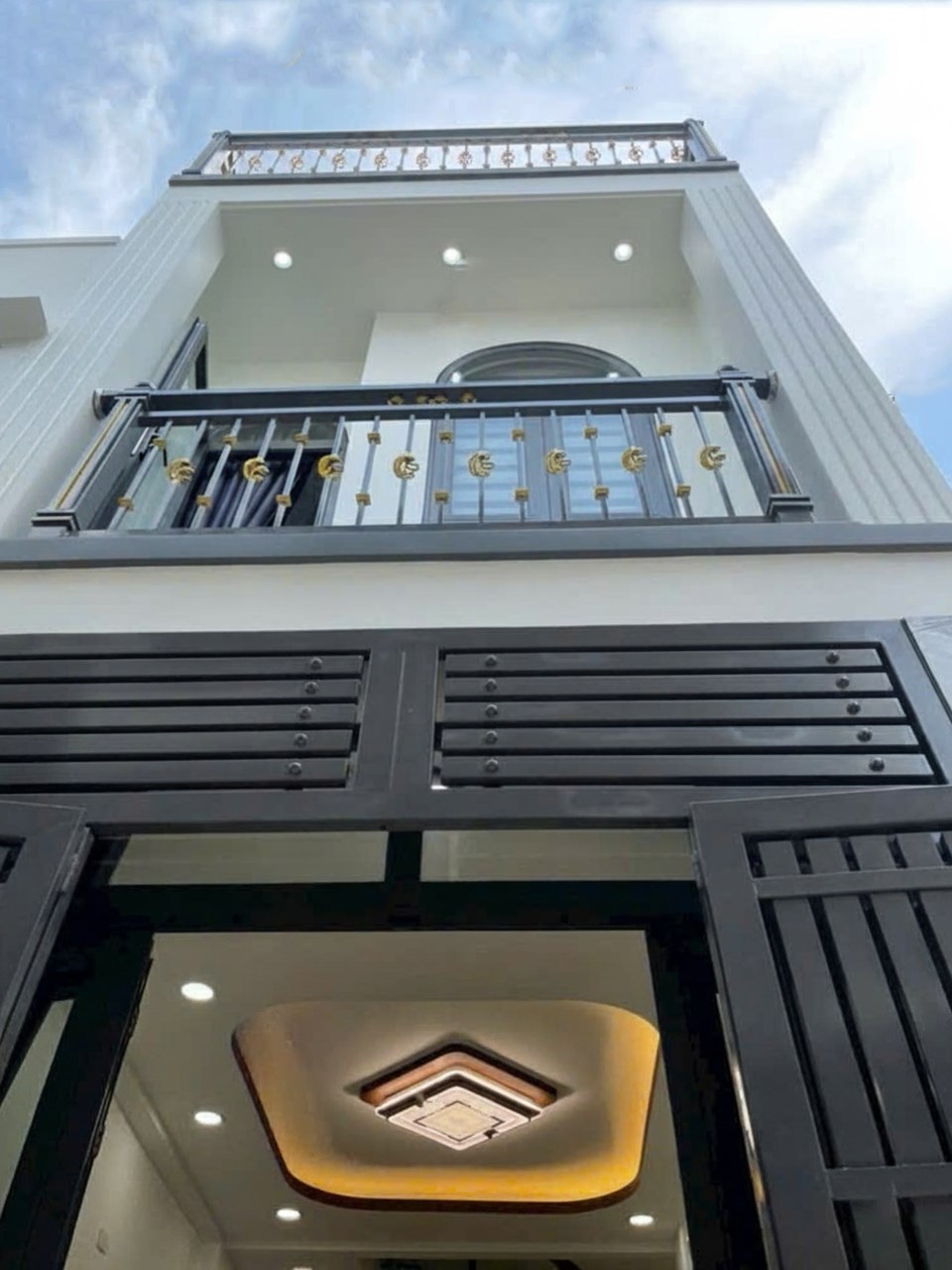 Nhà phố Phường 10, Quận Gò Vấp 27m² giá 4.29 tỷ - Giảm ngay 100 triệu!