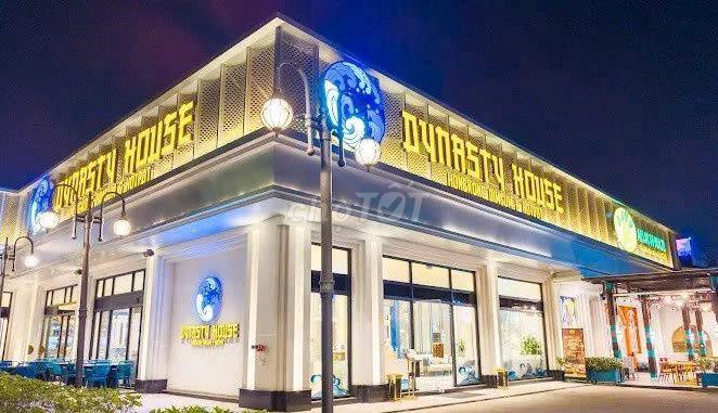 Cho thuê căn góc Nguyễn Văn Hưởng 300m² giá 160 triệu - Khu phố đêm sầm uất Thảo Điền