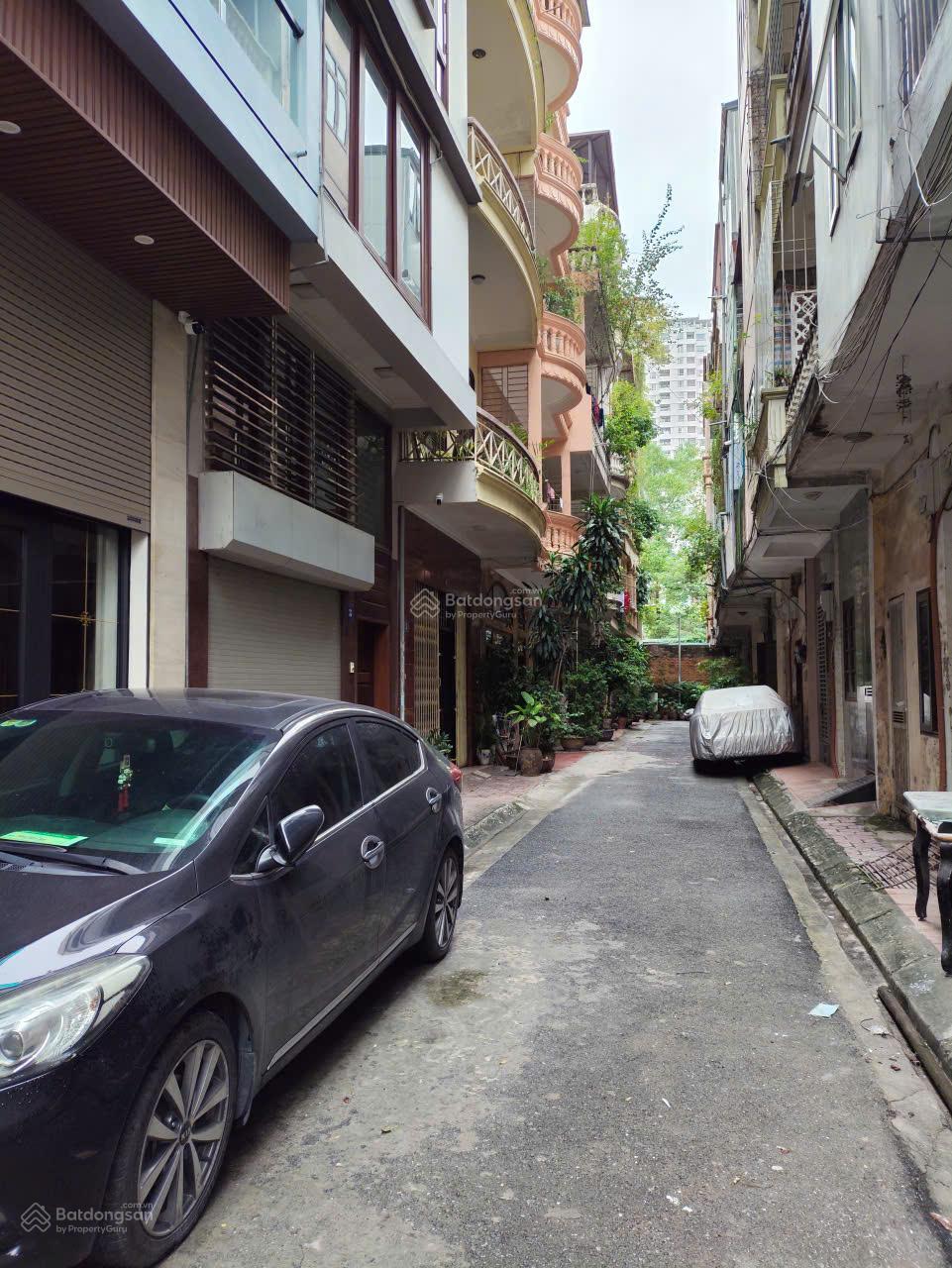 Nhà nguyên căn Dịch Vọng 55m² giá 18 triệu - Ô tô đỗ sát cửa, nhận nhà ngay!