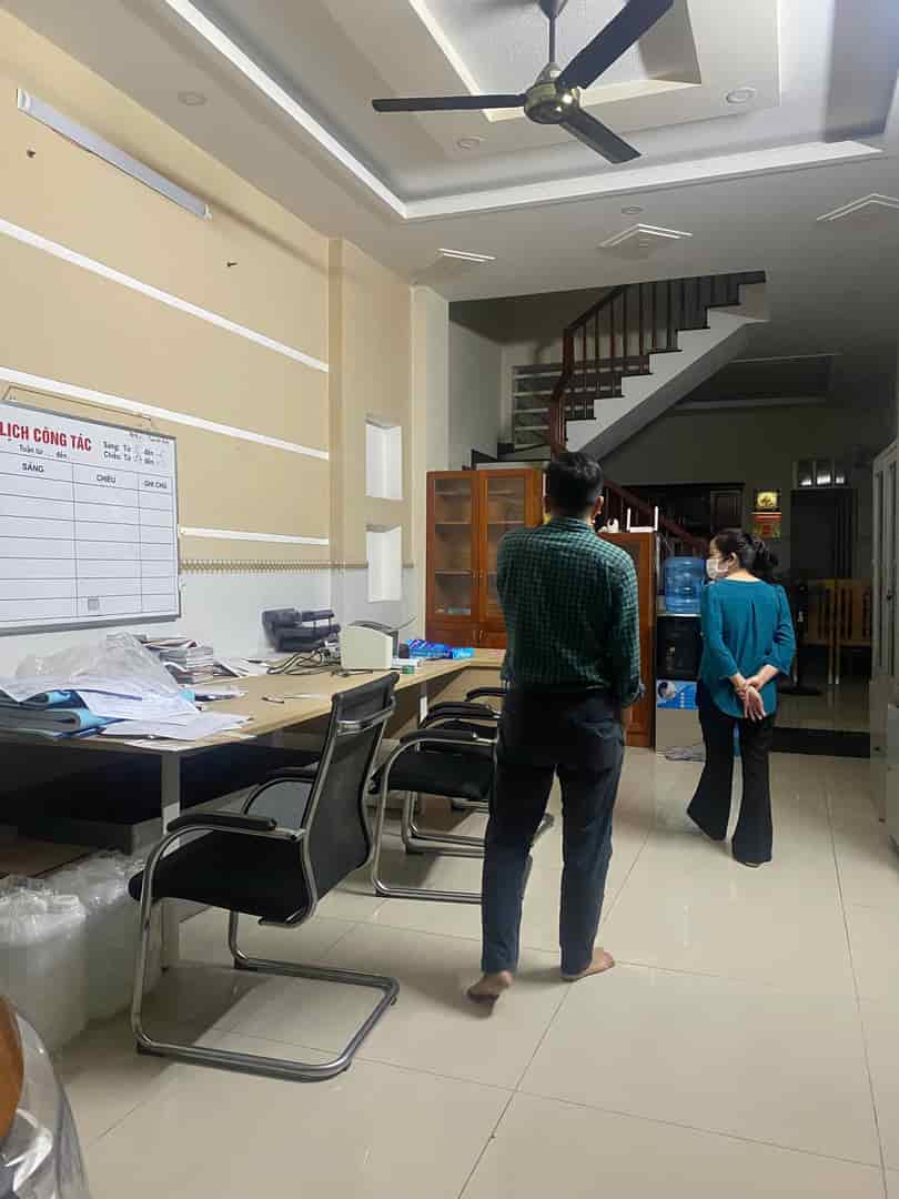 Nhà nguyên căn cho thuê Hẻm xe tải 8m đường Hiệp Bình, Thủ Đức - Phù hợp làm văn phòng hoặc ở