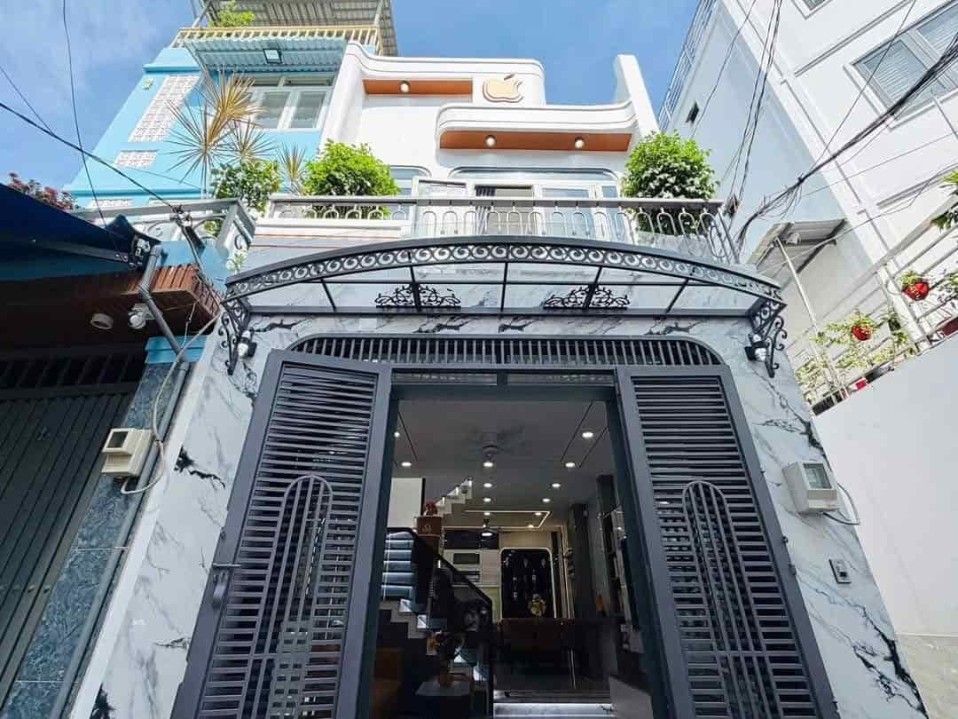 Nhà 2PN Tân Phú 39m² giá 1.98 tỷ - Chính chủ bán gấp, vị trí thuận lợi!