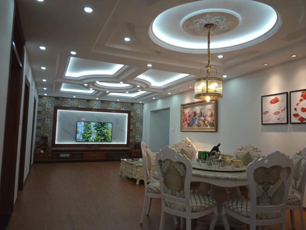 Căn hộ CT8 E4 Mỹ Đình 104m² giá 10 tỷ - Nhà đẹp, đầy đủ nội thất, chỉ việc ở ngay!