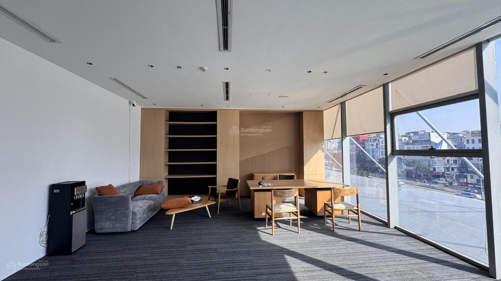 Cho thuê 43m² văn phòng cao cấp tại tòa The Nine, Phạm Văn Đồng - Thiết kế hiện đại, tiện nghi đầy đủ!