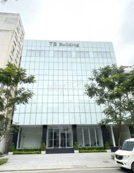 Nhà mặt tiền đường Mạc Đỉnh Chi Quận 1 120m² giá 120 triệu - Vị trí đắc địa cho kinh doanh