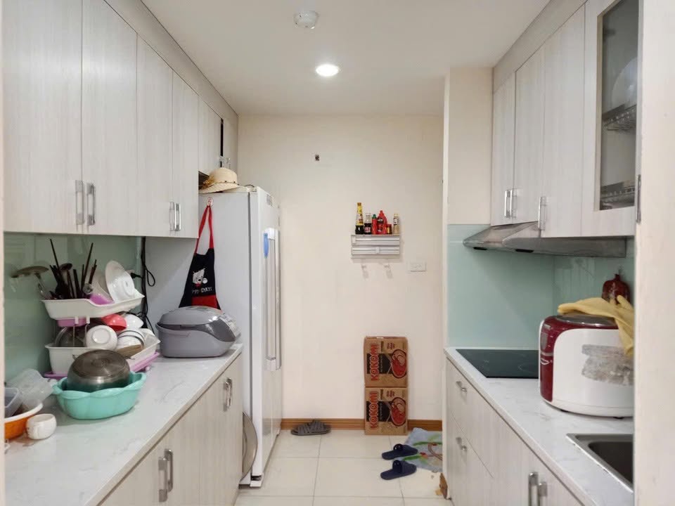 Căn hộ chung cư Đồng Phát Vĩnh Hưng 82m² giá thỏa thuận - Sổ đỏ chính chủ, nội thất đầy đủ!